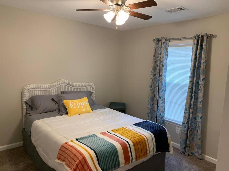 Comfy, Stylish Townhome Near I-20! Augusta Exterior photo