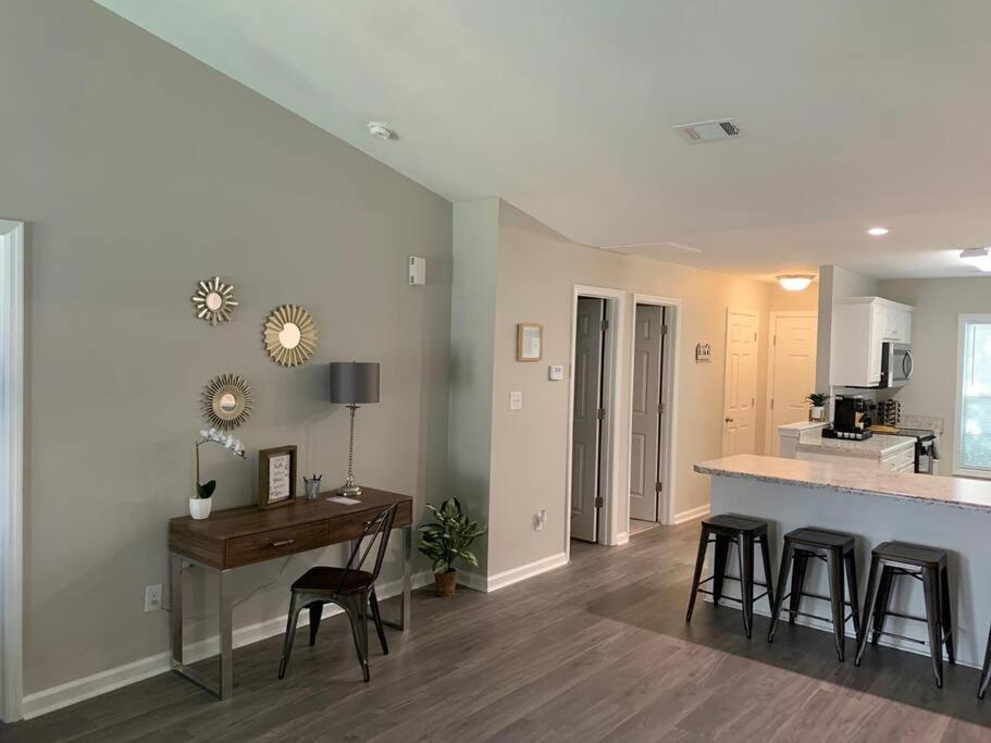 Comfy, Stylish Townhome Near I-20! Augusta Exterior photo