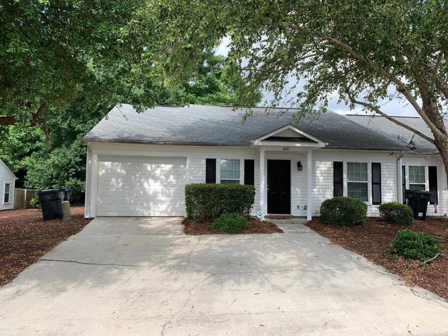 Comfy, Stylish Townhome Near I-20! Augusta Exterior photo